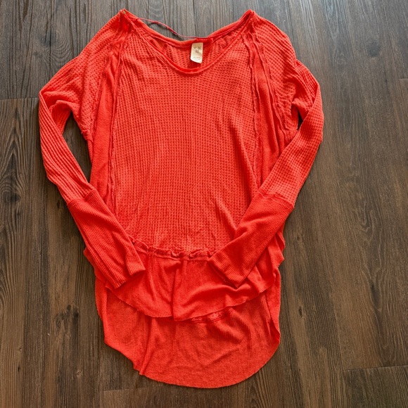 Free People Top - Picture 1 of 3